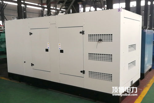 宾阳和宾小学订购120KW静音广西顶博发电机组制造成功出厂